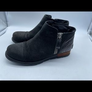 Sorel Major Low Boots sz 6.5